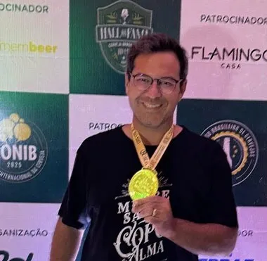 JF POR AI Medalha de ouro em Camboriu