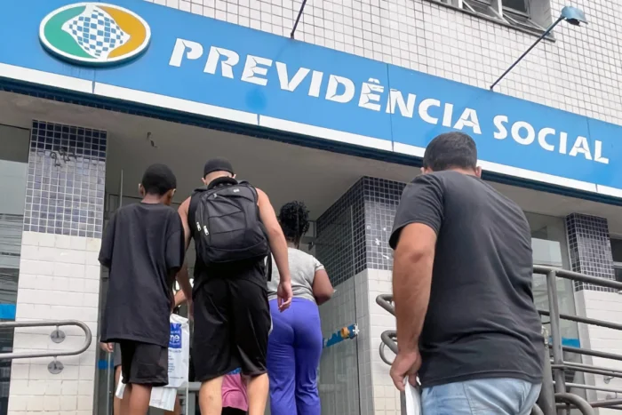 Mais de mil juiz-foranos tiveram problemas com bancos para receber benefícios
