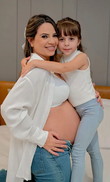 Coluna Cesar Romero – 11 e 12 de maio de 2025 10 10 NATHALIA Martins e MARIA ISABELA