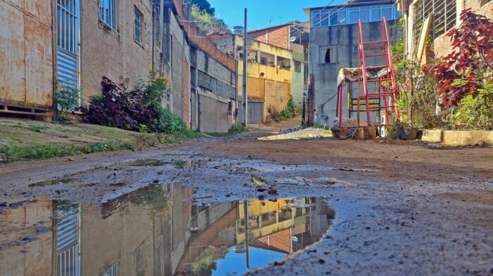 Bairro Niterói: a rotina de quem vive onde o essencial não chega 2 Bairro Niteroi Leonardo Costa 02