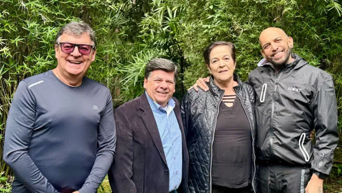Coluna Cesar Romero – 27 de maio de 2025 4 Nelson Junior CR Cida e Dodo 260525 CR IMG 8883 1