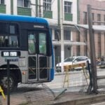 Ponto de ônibus na Avenida Rio Branco oferece risco à segurança dos usuários; veja fotos 4 Ponto de onibus na Avenida Rio Branco oferece risco a seguranca dos usuarios dos coletivos LEO