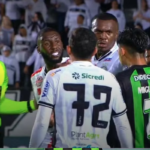 Jogador é preso em flagrante por injúria racial durante jogo entre América-MG e Oprário 6 Reproducao Disney