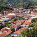 Cidade mineira é investigada por gripe aviária; Estado descarta 450 toneladas de ovos e outros materiais 3 Cidade mineira é investigada por gripe aviária; Estado descarta 450 toneladas de ovos e outros materiais