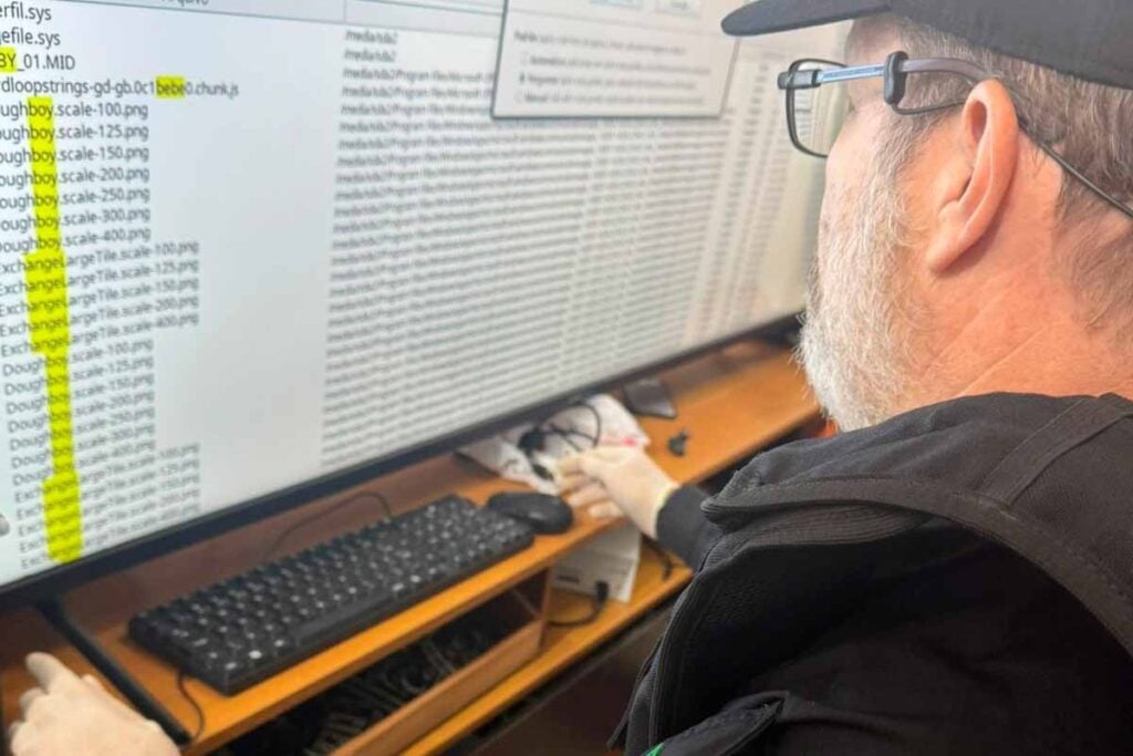 Dois são presos por crimes relacionados a abuso sexual infantil em Juiz de Fora