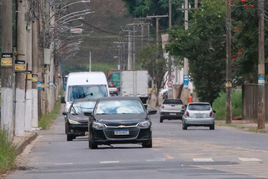 distrito-industrial-asfalto-precário