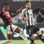 Flamengo x Botafogo: onde assistir, horário e prováveis escalações 9 flamengo x botafogo bruno henrique alex telles foto vitor silva bfr