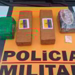 Motorista de aplicativo é preso com drogas em Além Paraíba 3 policia militar alem paraiba