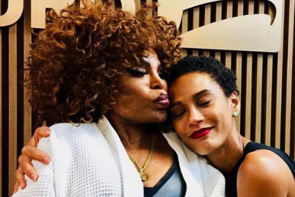 tais e elza soares