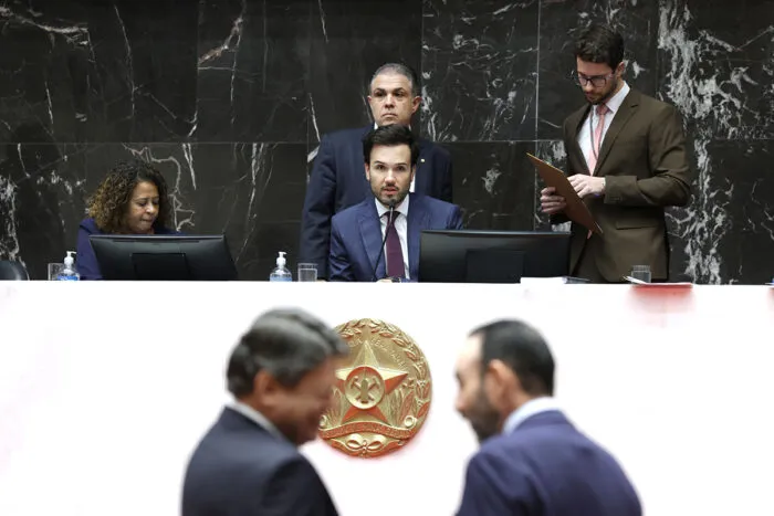 ALMG aprova projeto que permite a compensação de créditos previdenciários 2 Plenário aprova projeto que permite a compensação de créditos previdenciários
