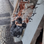 Entulho atrapalha fluxo de pedestres na Floriano Peixoto 3 Design sem nome 1