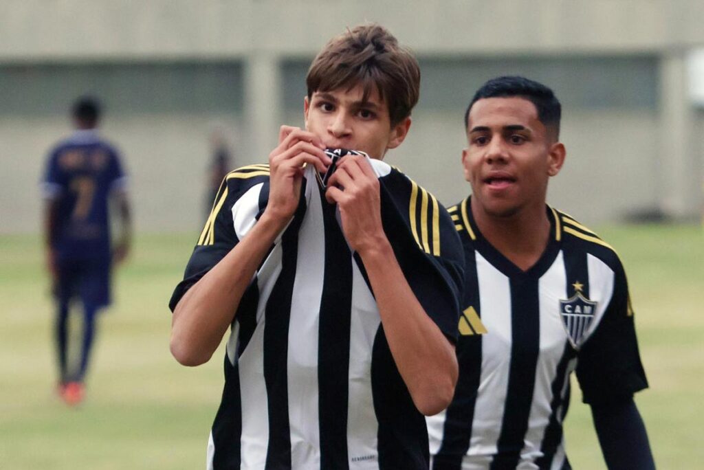Mario Helenio