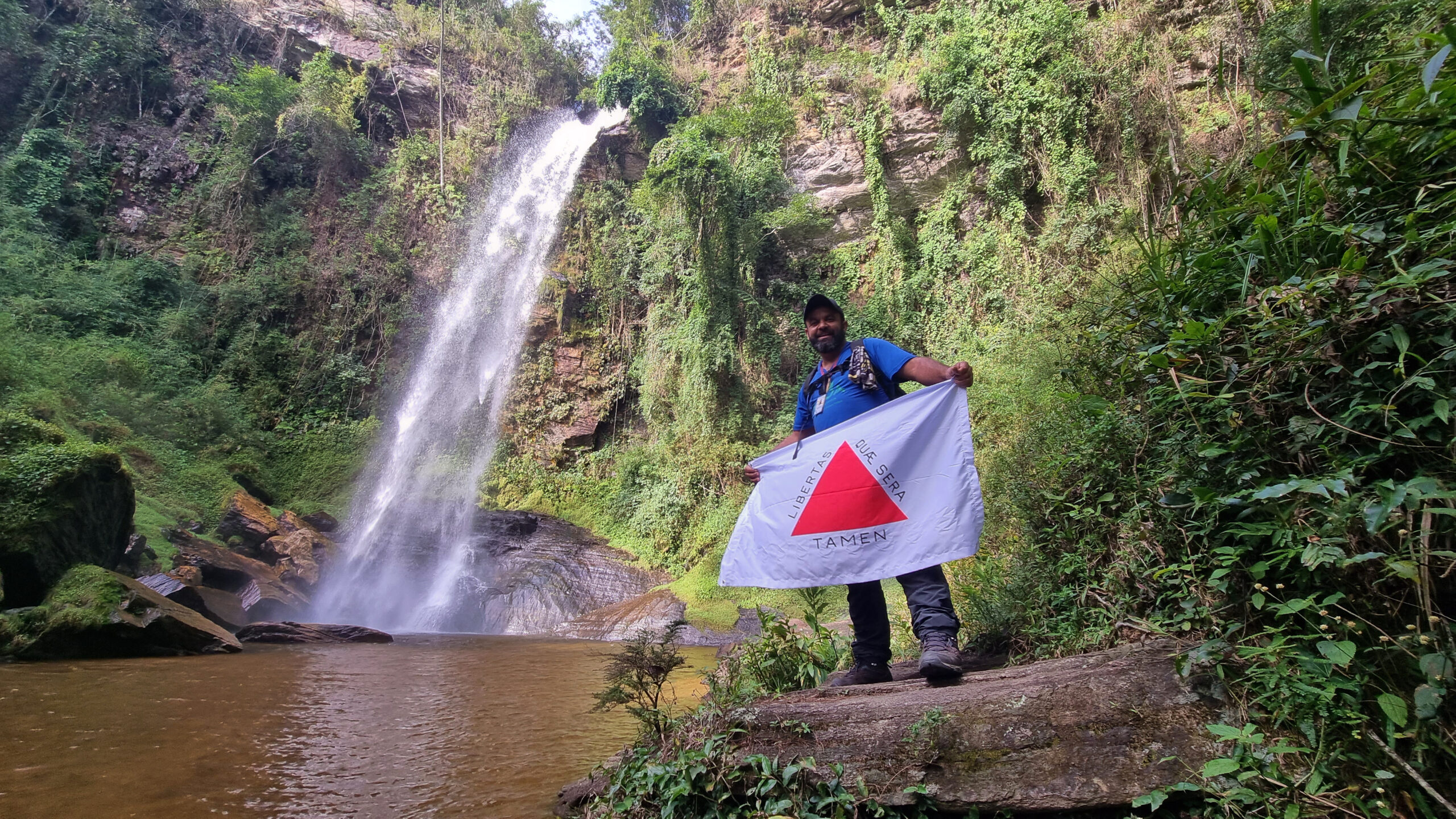 cachoeira-do-arco-iris-leo-costa
