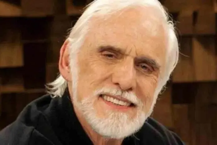Francisco Cuoco: referência da TV e do cinema tem velório público iniciado 1 Francisco Cuoco