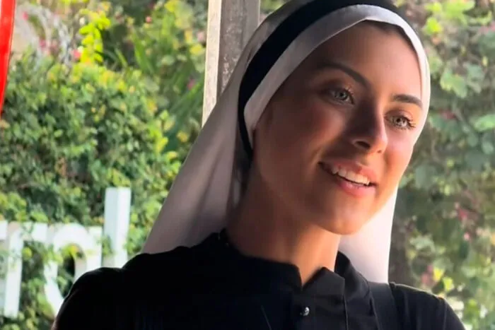 Conheça a freira mineira que chamou atenção pela beleza e já foi eleita Miss 1 Natural de Minas, freira atua em congregação da Igreja Ortodoxa (Foto: Reprodução Redes Sociais)