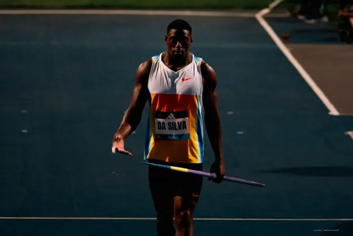 Juiz-forano conquista novo recorde e é pódio na principal competição de atletismo do mundo 1 Luiz Maurício estabelece novo recorde sul-americano e termina em terceiro na principal competição de atletismo do mundo