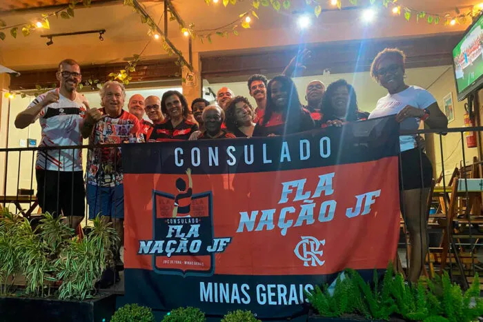 Torcidas de Flamengo e Fluminense se organizam para assistir aos jogos do Mundial