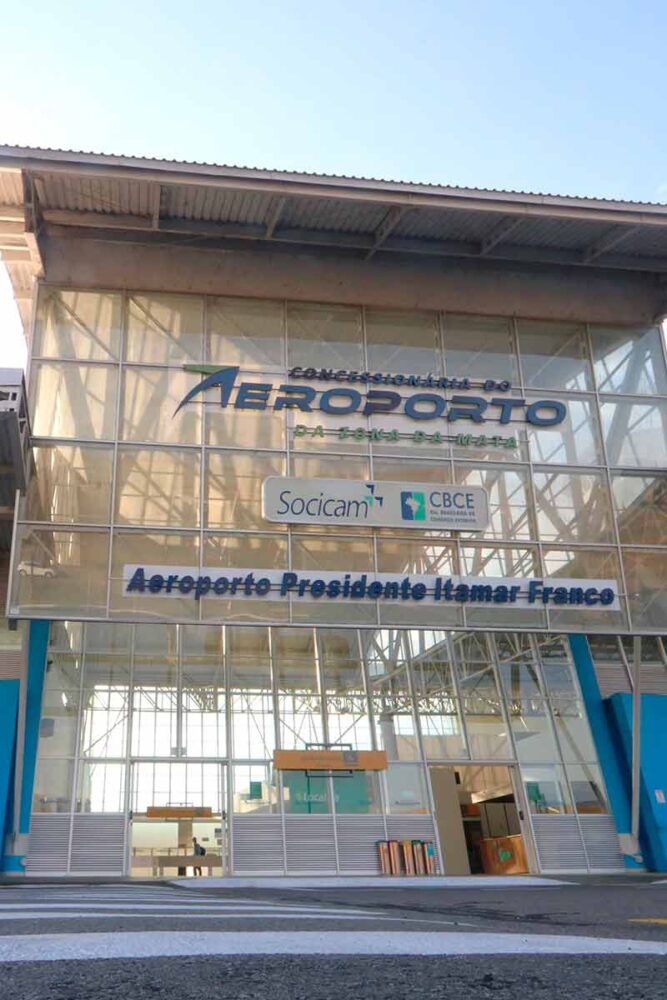 Aeroporto Regional Zona da Mata Felipe Couri