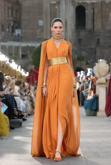 Desfile no coracao de Roma 180725 Giglia 1