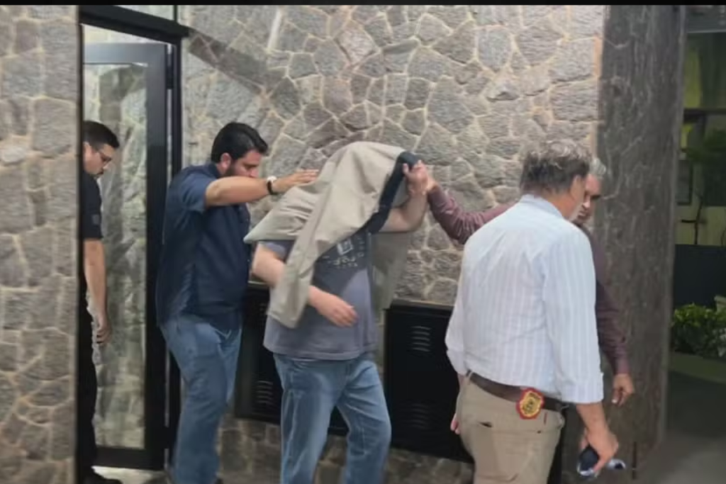 Juiz aposentado que atropelou ciclista após dirigir embriagado é solto após pagar fiança de R$ 40 mil 1 Design sem nome 12