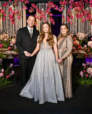 ELES ACONTECEM EM ALTO ESTILO 15 anos