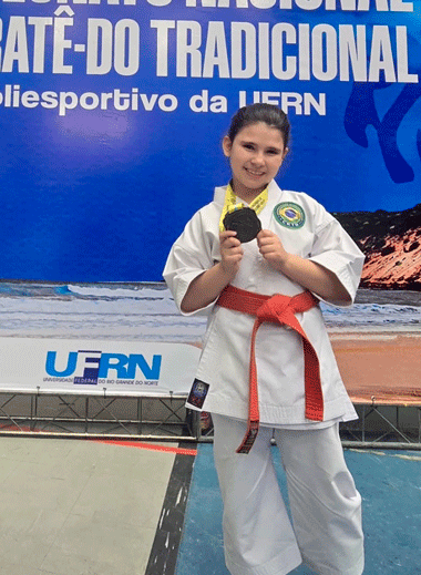 Medalha de ouro em Natal garota JF POR AI 180725 CR 1