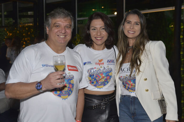 Coluna Cesar Romero –11 e 12 de julho de 2025 5 Paulo Perfetti Camila Lauro e Ana Carolina Gouvea FOTO WOLMER MONTEIRO