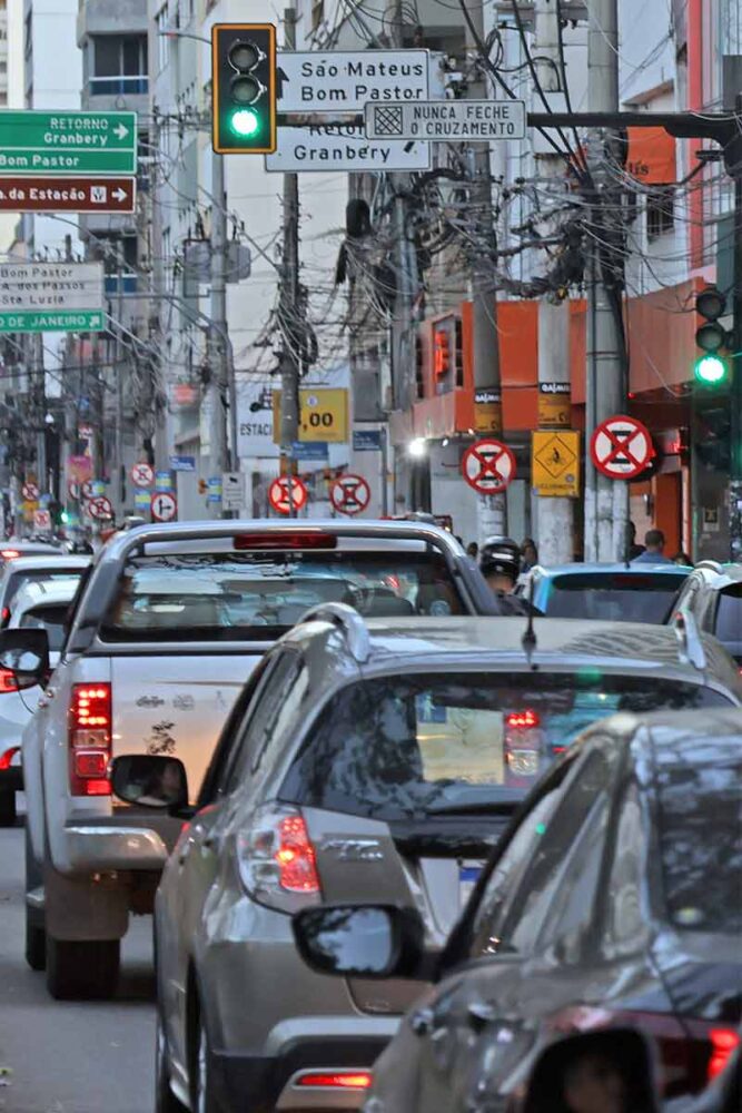 Transito Rio Branco Leonardo Costa