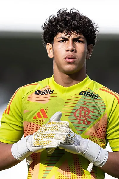 Goleiro juiz-forano é convocado para a Seleção Brasileira sub-17 1 Werneck 2