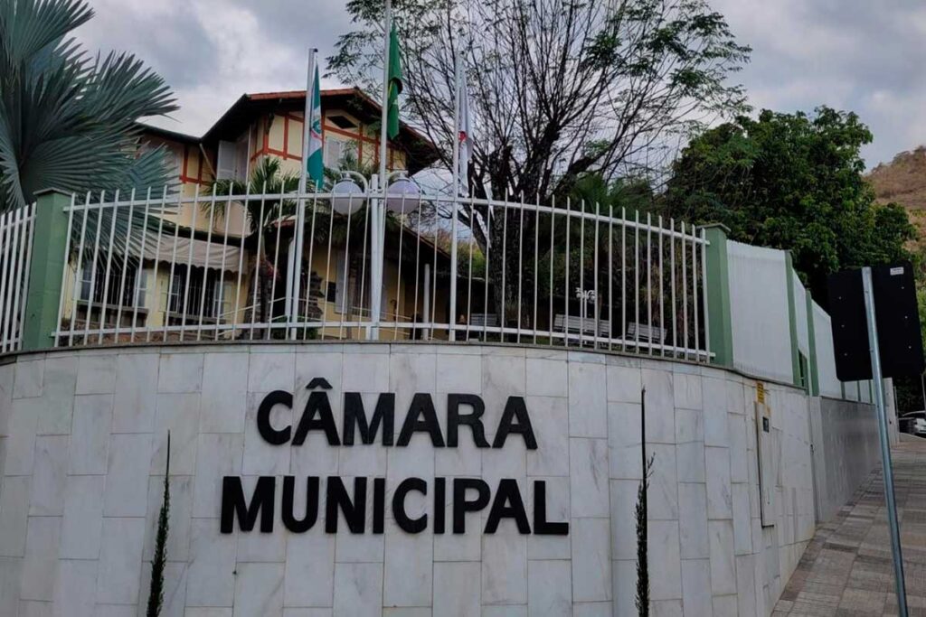 Câmara de Leopoldina abre concurso com vagas imediatas; confira 1 concurso camara de leopoldina vagas