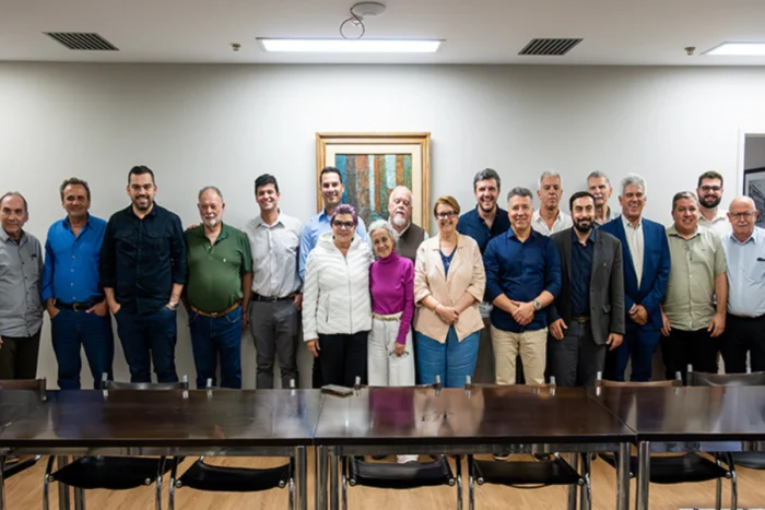 Diante de queda na movimentação aérea, prefeitos da Zona da Mata se mobilizam por mais voos no Aeroporto Regional
