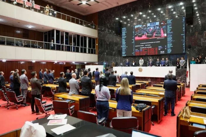 Assembleia aprova LDO para 2026 com renúncia fiscal de mais de R$ 25 bilhões 1 Assembleia aprova LDO para 2026 com renúncia fiscal de mais de R$ 25 bilhões