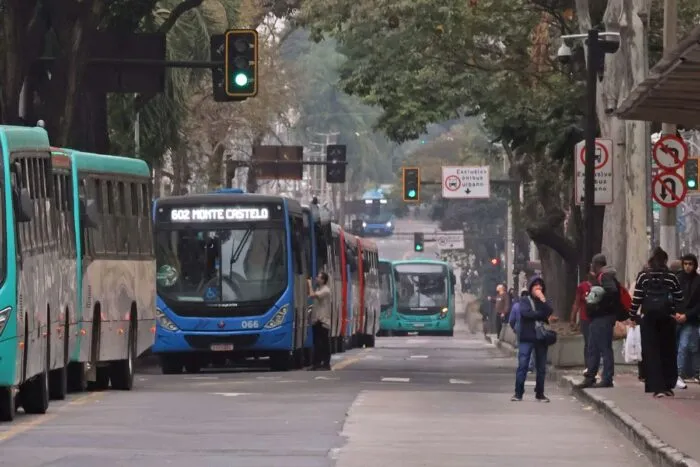 Trabalhadores do transporte coletivo e consórcio não chegam a acordo para reajuste salarial