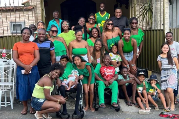Os papagaios de Iury: familiares e amigos homenageiam menino que lutou contra câncer 1 papagaio cancer homenagem tratamento Iury de Moraes