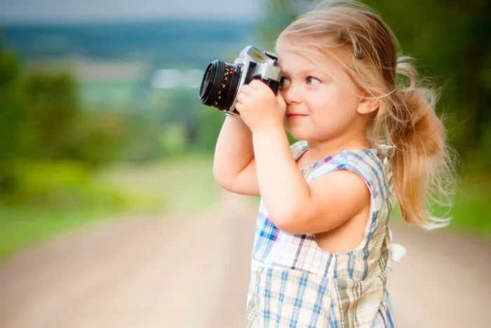Como o compartilhamento de fotos dos filhos nas redes sociais pode prejudicá-los? 1 pixabay foto crianca
