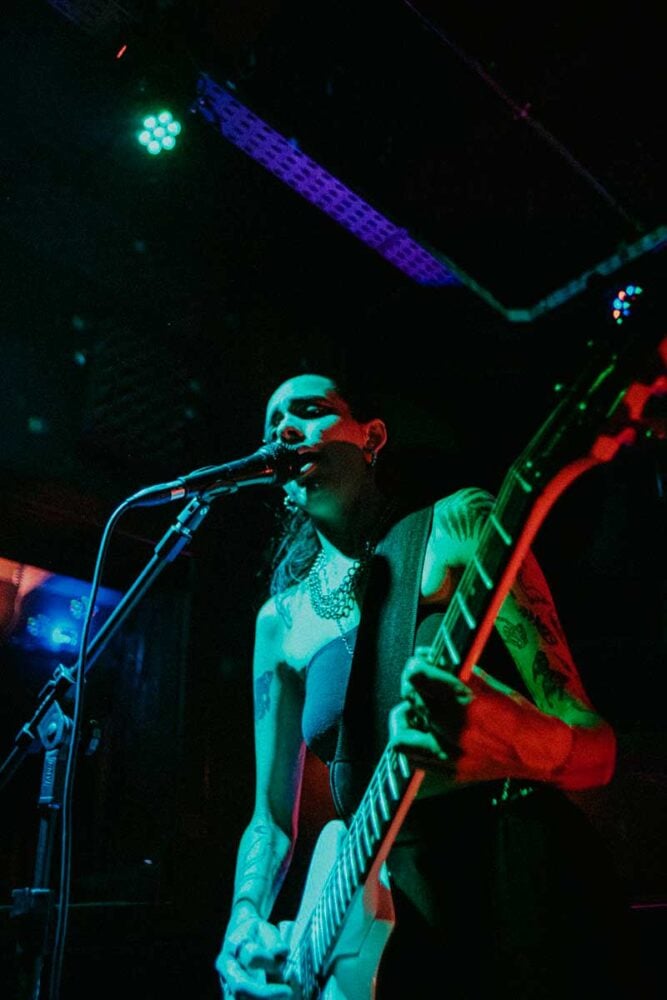 O tal de rock em terras juiz-foranas: bandas contam suas experiências e refletem sobre o gênero musical 4 rock inoutside