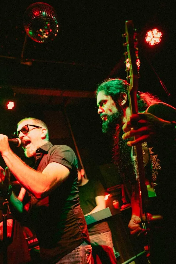 O tal de rock em terras juiz-foranas: bandas contam suas experiências e refletem sobre o gênero musical 1 rock martiataka
