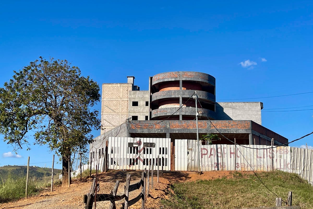 HOSPITAL OBRA PARADA FELIPE COURI 2 1