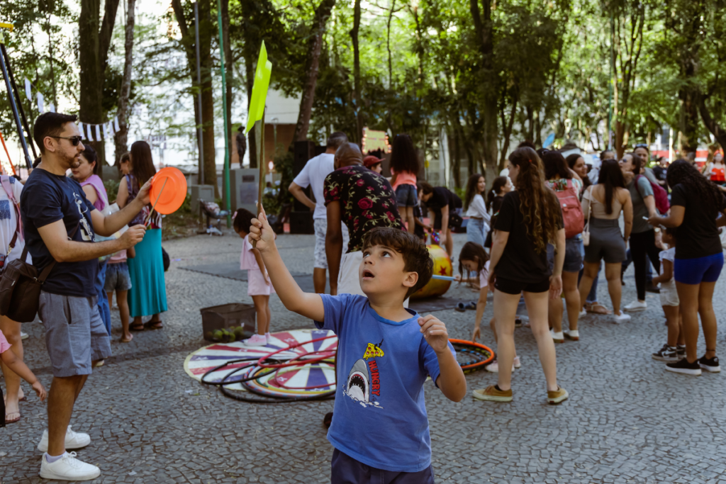 Micro Festival de Circo 2025 traz arte circense para JF com programacao gratuita e acessivel