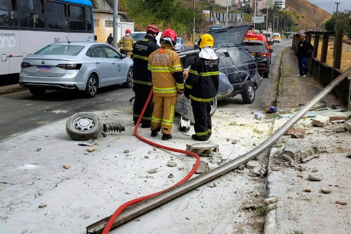 acidente-jk-bombeiros