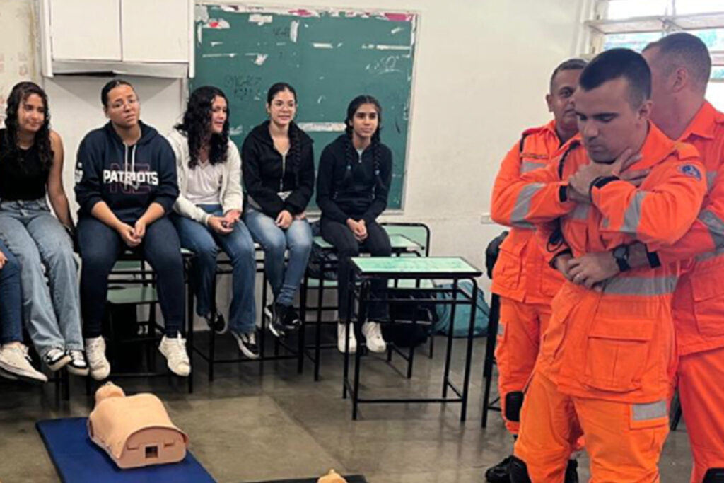 5 mil vagas: Professores e servidores têm oportunidade de capacitação gratuita em primeiros socorros 1 formacao minas gerais