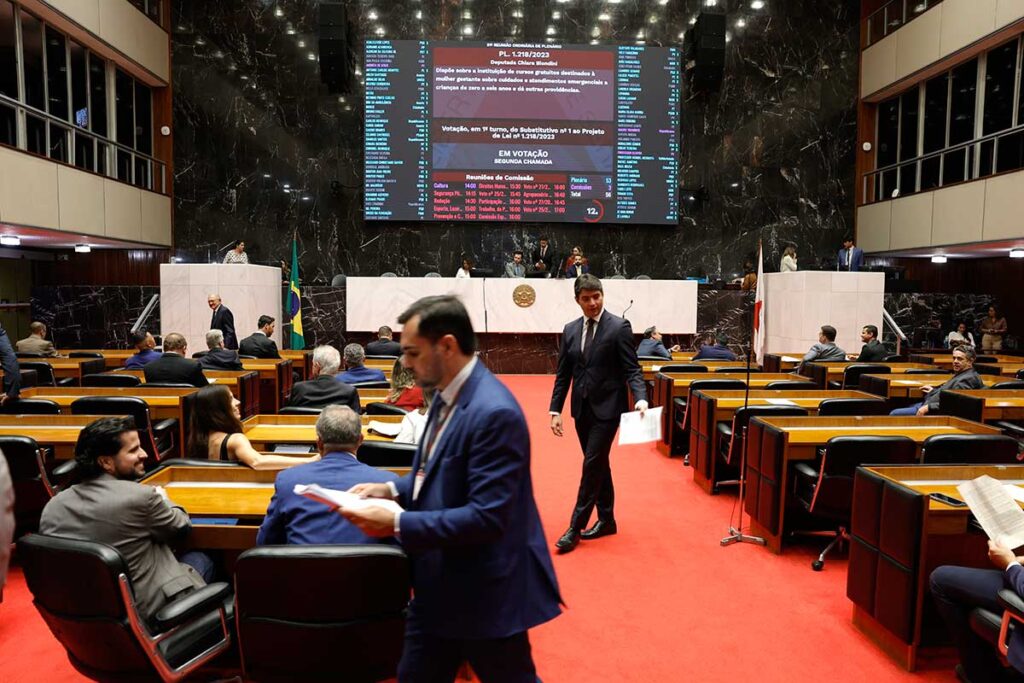 Assembleia aprova volta da geral em estádios 1 Assembleia aprova volta da geral em estádios