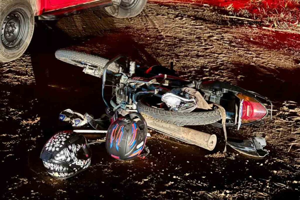 Acidente entre carro e moto deixa dois feridos em município mineiro 3 acidente motocicleta congonhas