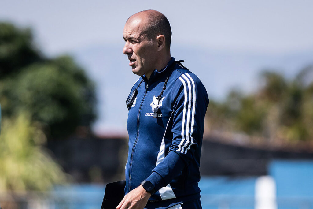 Treinador do Cruzeiro entra na mira de clube árabe 1 leonardo jardim by gustavo aleixo cruzeiro
