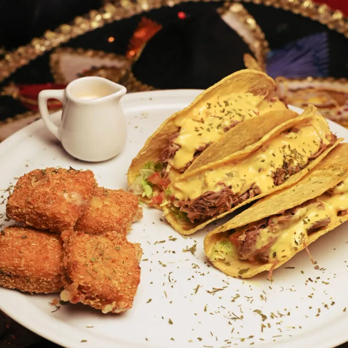 25 Los Mex A espeTACOlar crocancia