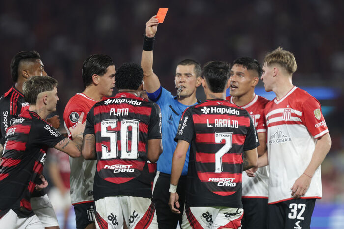Flamengo: Conmebol reconhece erro em expusão de Plata na Libertadores
