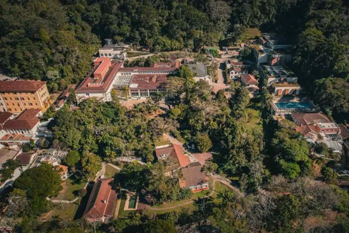 Por que Petrópolis é o cenário ideal para viver sua temporada em Medicina?