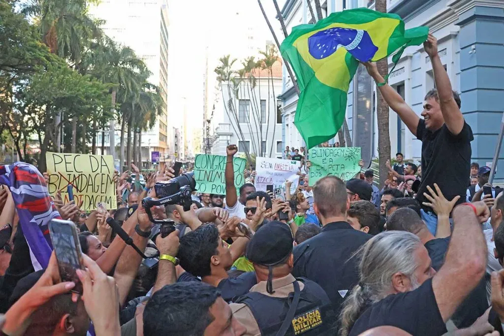 VÍDEO: Em Juiz de Fora, deputado Nikolas Ferreira fala sobre anistia e ‘PEC da Blindagem’