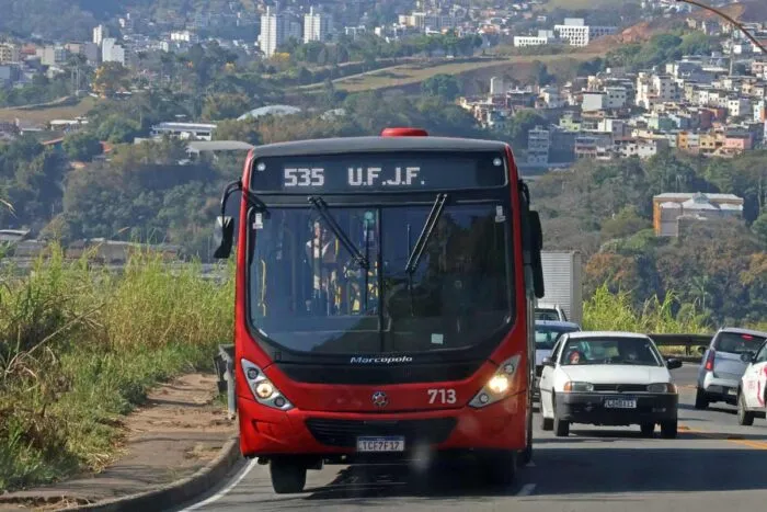 PASSE-LIVRE-UFJF-CAPA