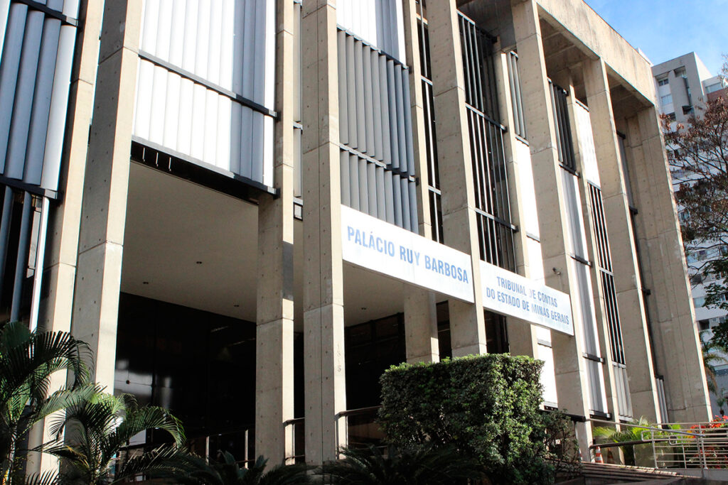 Com provas no domingo, concurso do TCE-MG tem mais de 16 mil inscritos para 30 vagas 1 concurso tribunal de contas minas gerais
